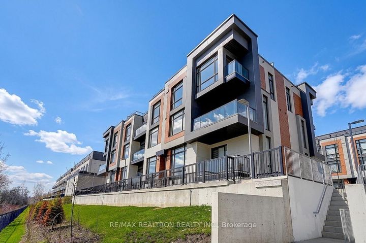 Photo 46 at 711 - 5 Steckley House Lane, Rural Richmond Hill, Richmond Hill