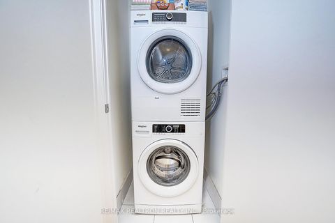 Photo 35 at 711 - 5 Steckley House Lane, Rural Richmond Hill, Richmond Hill