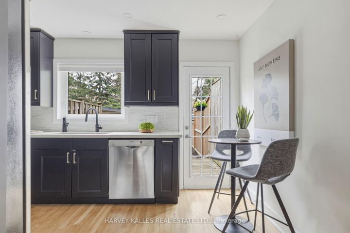 Photo 16 at 683 Hillsdale Avenue E, Mount Pleasant East, Toronto