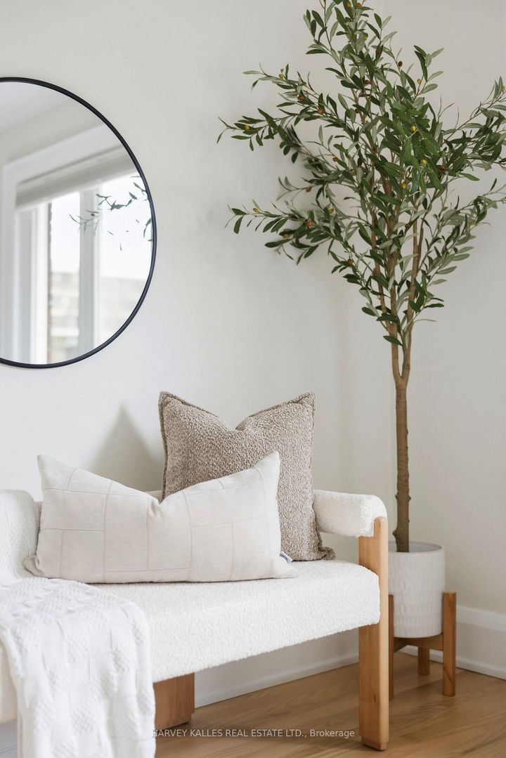 Photo 27 at 683 Hillsdale Avenue E, Mount Pleasant East, Toronto