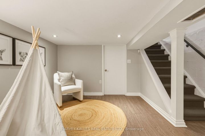 Photo 33 at 683 Hillsdale Avenue E, Mount Pleasant East, Toronto