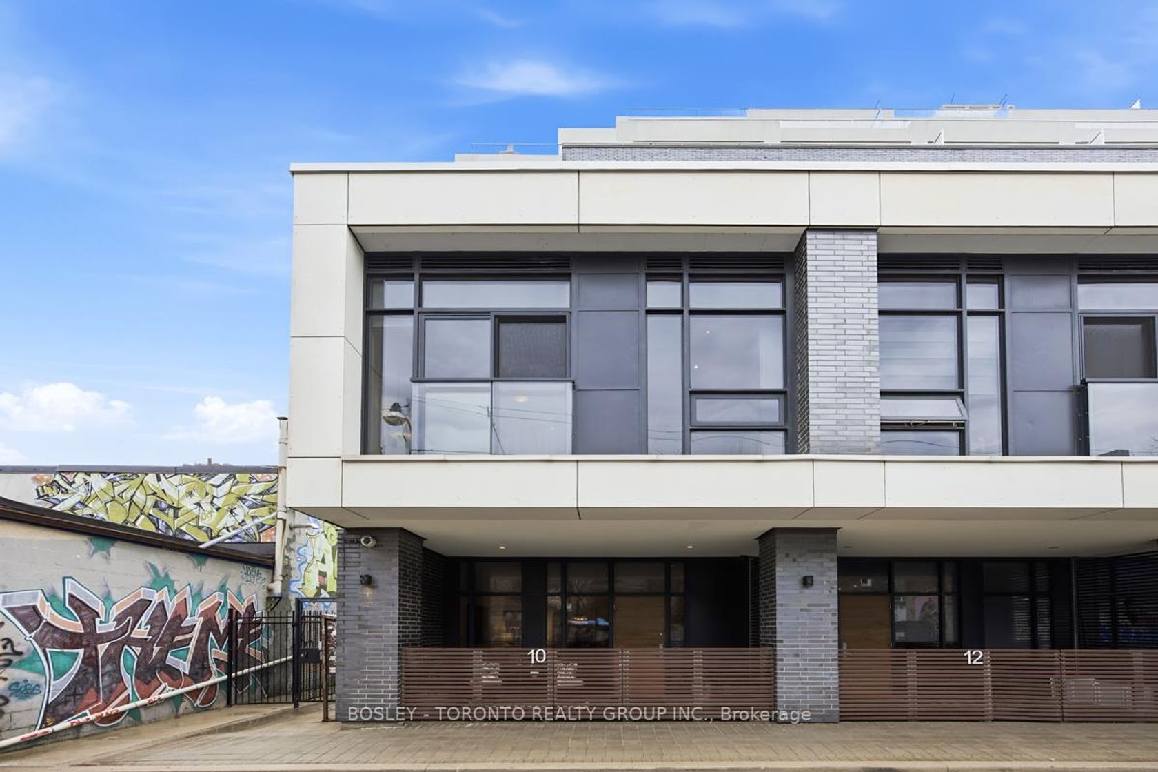 10 Loretto Lane, University, Toronto photo number 2