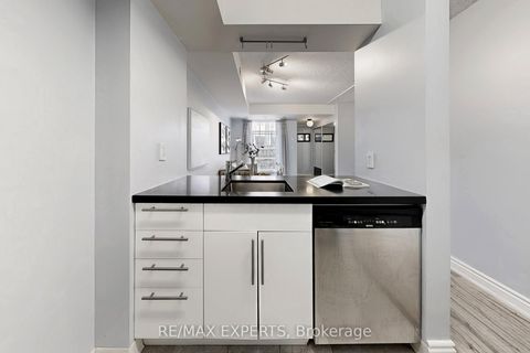 Photo 16 at 272 - 3 Everson Drive, Willowdale East, Toronto