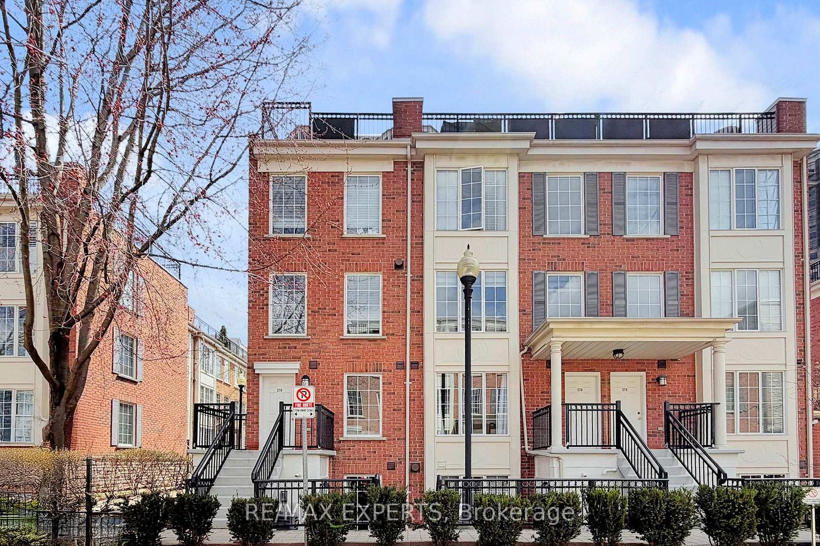 272 - 3 Everson Drive, Willowdale East, Toronto photo 3