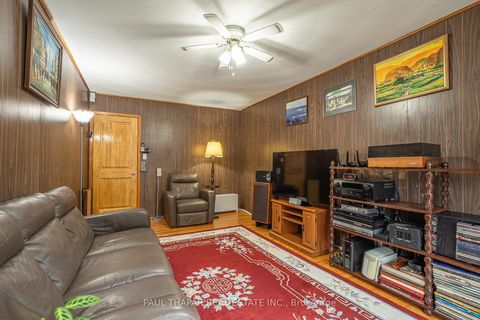 Photo 24 at 10 Castlebury Crescent, Steeles, Toronto