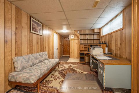 Photo 30 at 10 Castlebury Crescent, Steeles, Toronto