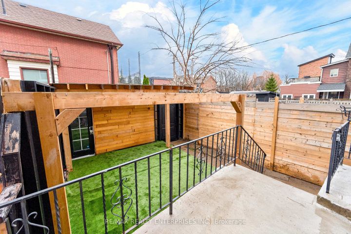 Photo 34 at 41 Greenlaw Avenue, Davenport, Toronto