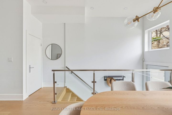 Photo 2 at 599 Soudan Avenue, Mount Pleasant East, Toronto