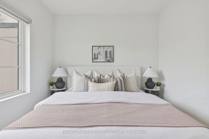 Photo 27 at 599 Soudan Avenue, Mount Pleasant East, Toronto