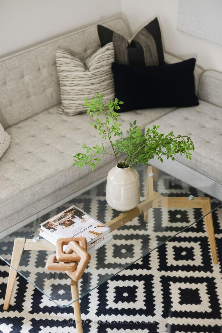 Photo 43 at 599 Soudan Avenue, Mount Pleasant East, Toronto