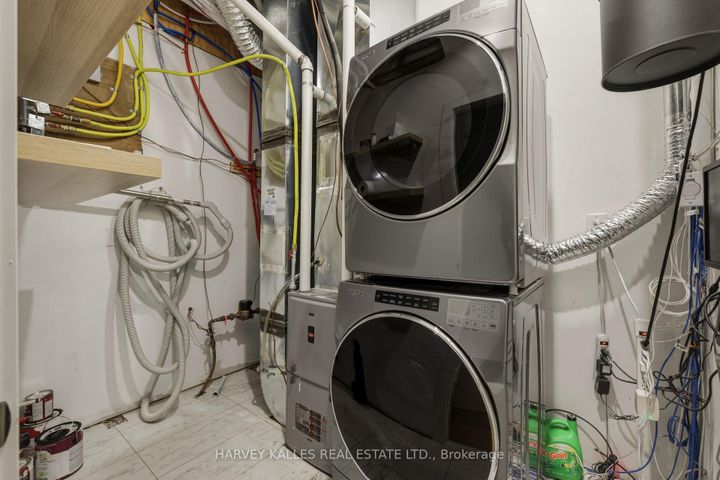 Photo 44 at 599 Soudan Avenue, Mount Pleasant East, Toronto