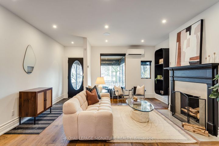 Photo 4 at 88 Grace Street, Bellwoods, Toronto