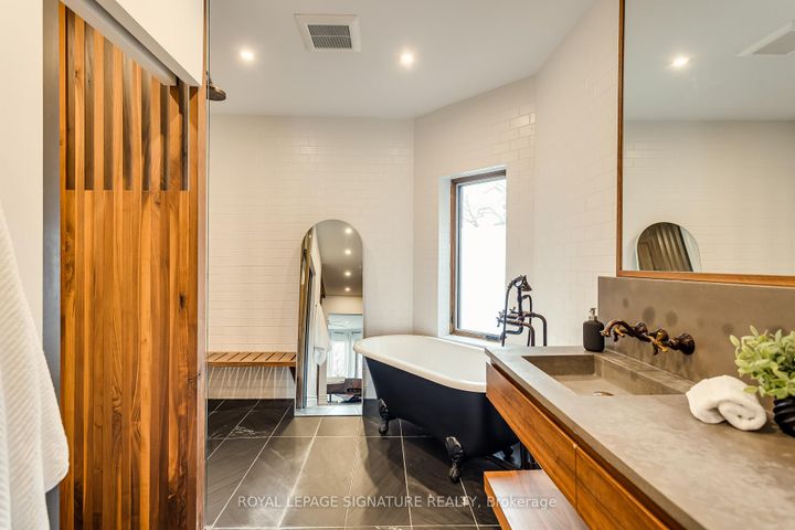 Photo 23 at 88 Grace Street, Bellwoods, Toronto