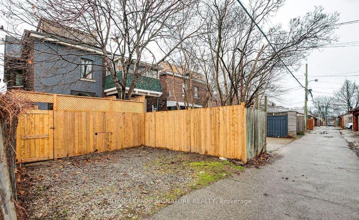 Photo 42 at 88 Grace Street, Bellwoods, Toronto