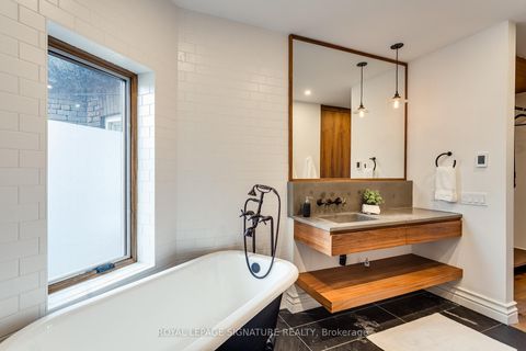 Photo 25 at 88 Grace Street, Bellwoods, Toronto