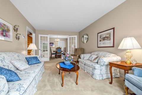 Photo 9 at 10 Hastings Drive, Unionville, Markham