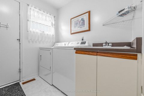 Photo 22 at 10 Hastings Drive, Unionville, Markham