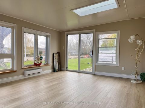 Photo 14 at 37 Canal Street, Keswick South, Georgina