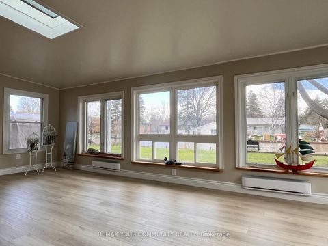 Photo 15 at 37 Canal Street, Keswick South, Georgina