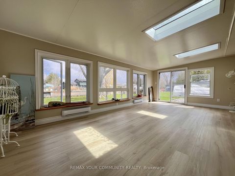 Photo 17 at 37 Canal Street, Keswick South, Georgina