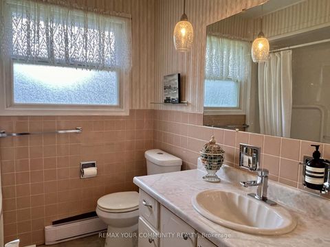 Photo 34 at 37 Canal Street, Keswick South, Georgina