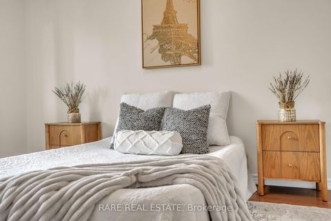 Photo 23 at 309 - 41 Ferndale Drive S, Ardagh, Barrie