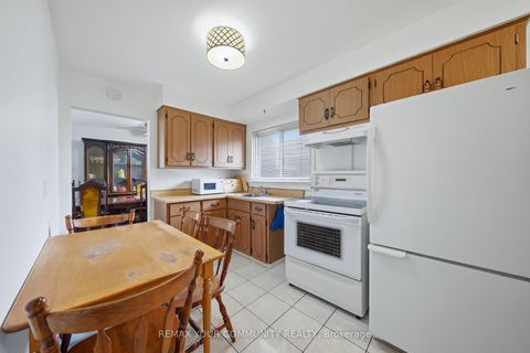Photo 15 at 25 Fordwich Crescent, Kipling, Toronto