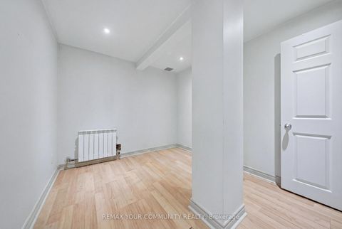 Photo 29 at 25 Fordwich Crescent, Kipling, Toronto