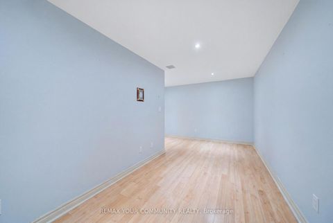 Photo 31 at 25 Fordwich Crescent, Kipling, Toronto