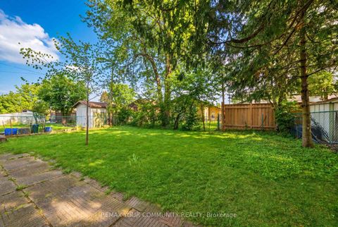 Photo 34 at 25 Fordwich Crescent, Kipling, Toronto