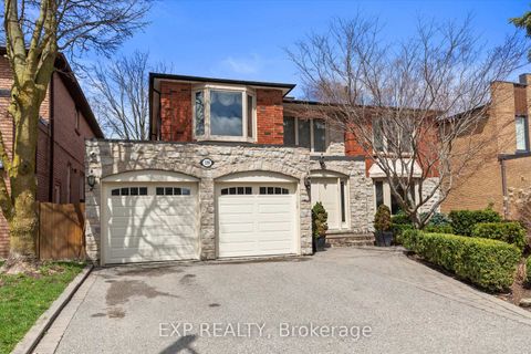 Photo 2 at 129 Rose Green Drive, Uplands, Vaughan