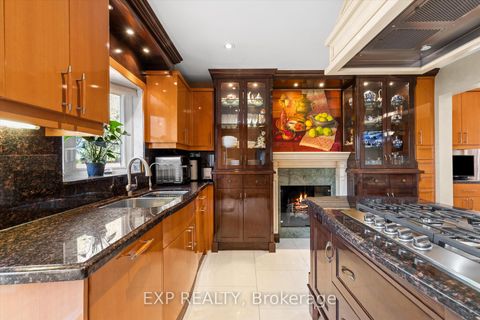 Photo 9 at 129 Rose Green Drive, Uplands, Vaughan