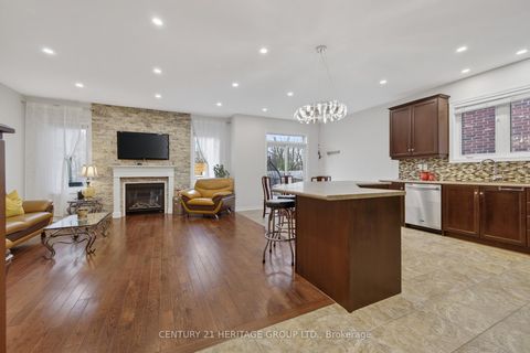 Photo 6 at 136 Riveredge Drive, Keswick North, Georgina