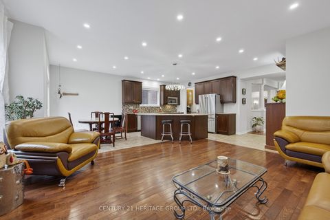 Photo 14 at 136 Riveredge Drive, Keswick North, Georgina