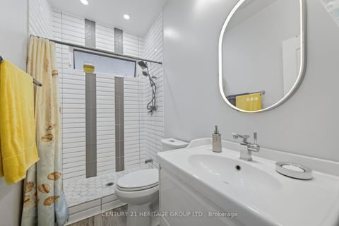 Photo 21 at 136 Riveredge Drive, Keswick North, Georgina