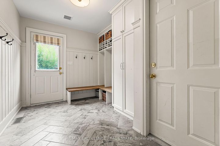 Photo 16 at 2446 Hammond Road, Sheridan, Mississauga