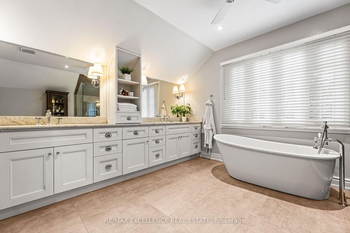 Photo 32 at 2446 Hammond Road, Sheridan, Mississauga