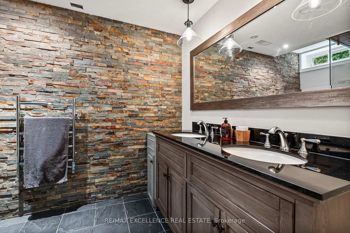 Photo 41 at 2446 Hammond Road, Sheridan, Mississauga