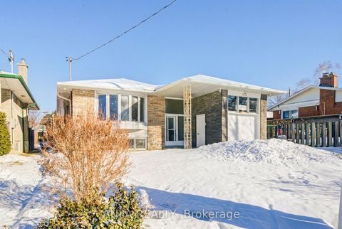 Photo 4 at 36 Birchard Street, Sullivan, Toronto