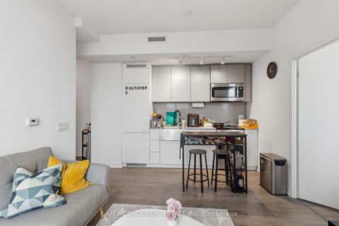 Photo 8 at PH01 - 270 Dufferin Street, South Parkdale, Toronto