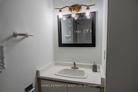 Photo 22 at 808 - 21 Markbrook Lane, Jamestown, Toronto