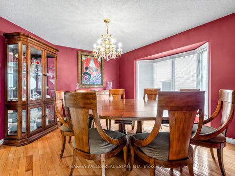 Photo 5 at 82 Bowring Walk, Clanton Park, Toronto