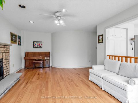 Photo 11 at 82 Bowring Walk, Clanton Park, Toronto