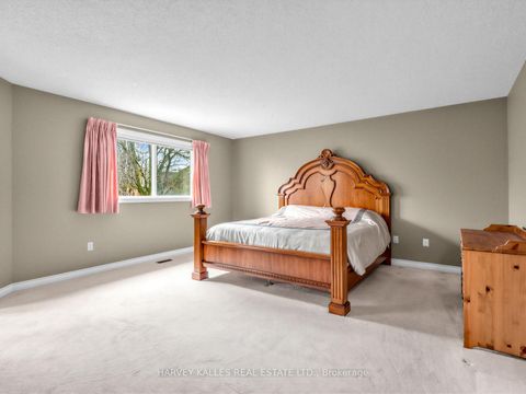 Photo 18 at 82 Bowring Walk, Clanton Park, Toronto