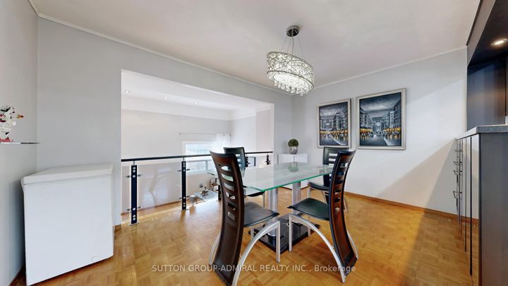 Photo 9 at 4 Dove Hawk Way, Branson, Toronto