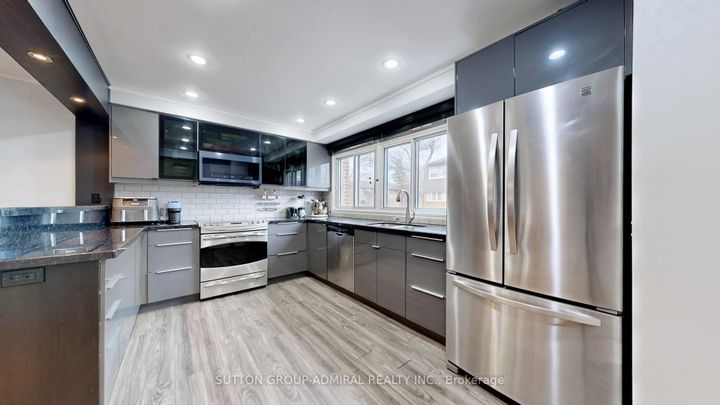 Photo 13 at 4 Dove Hawk Way, Branson, Toronto