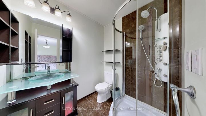 Photo 22 at 4 Dove Hawk Way, Branson, Toronto