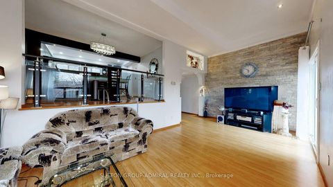 Photo 7 at 4 Dove Hawk Way, Branson, Toronto