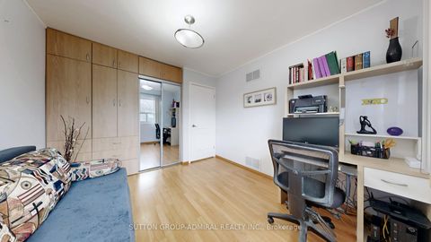 Photo 28 at 4 Dove Hawk Way, Branson, Toronto