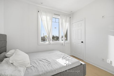 Photo 33 at 217 - 3400 Lake Shore Boulevard W, Long Branch, Toronto